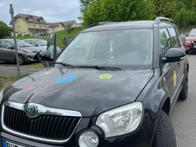 Używany Skoda Yeti 110 KM (80 kW) 2012 Czarny SUV