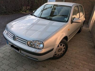 VW Golf IV