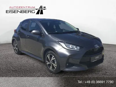 Neu Toyota Yaris Hybrid 116 PS (85 kW) 2025 Schwarz Limousine