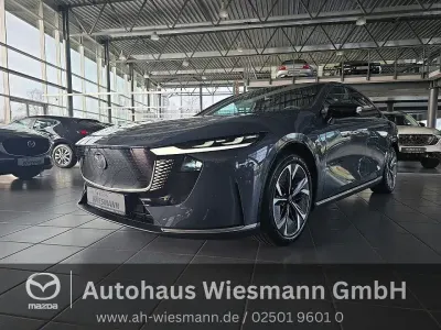 Nuova Mazda 6e 189 kW (258 CV) 2026 Grigio Berlina