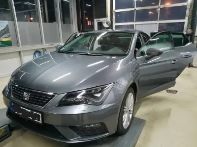 Gebraucht Seat Leon 179 PS (131 kW) 2018 Grau Limousine