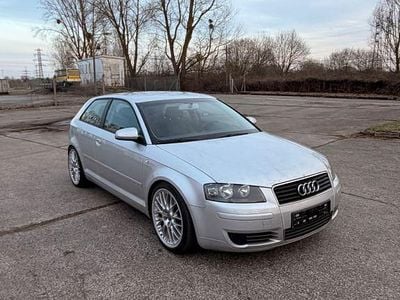 Gebraucht Audi A3 Ambiente 105 PS (77 kW) 2003 Silber Kleinwagen