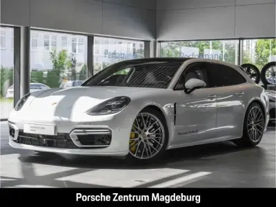 Gebraucht Porsche Panamera Turbo S Sport Turismo 630 PS (463 kW) 2022 Weiß Kleinwagen