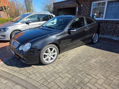 Gebraucht Mercedes CL180 143 PS (105 kW) 2006 Schwarz Coupé