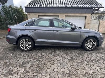 Gebraucht Audi A3 Ambiente 110 PS (80 kW) 2016 Grau Limousine