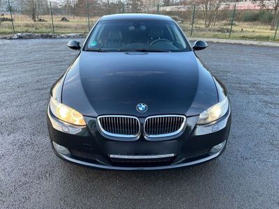 gebraucht BMW 325 E92 d Coupé schwarz TÜV neu!!