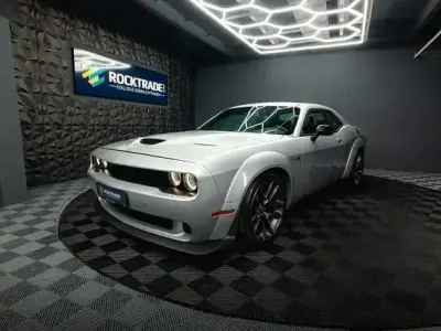 Gebraucht Dodge Challenger 379 PS (278 kW) 2024 Silber Coupé