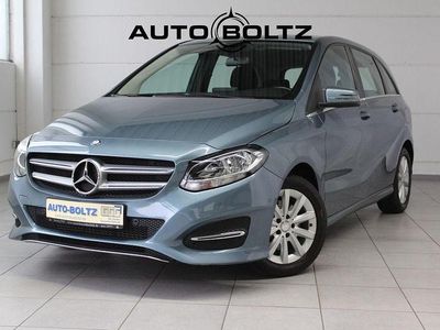 Gebraucht Mercedes B200 Style 156 PS (114 kW) 2014 Blau Van / Kleinbus