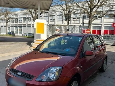 Usata Ford Fiesta 55 CV (40 kW) 2008 Arancione Utilitaria