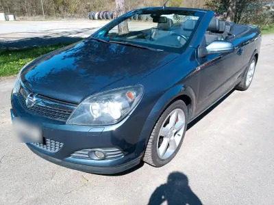 Gebraucht Opel Astra 140 PS (102 kW) 2006 Blau Cabrio