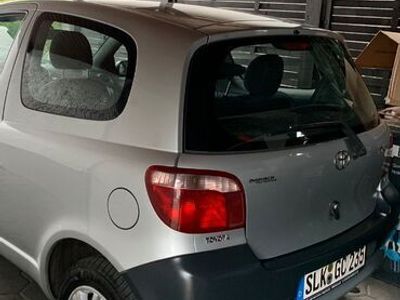 gebraucht Toyota Yaris 1.0 linea luna linea luna 999 €