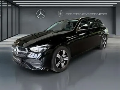 Używany Mercedes C300e Avantgarde 313 KM (230 kW) 2023 Czarny Sedan/Limuzyna