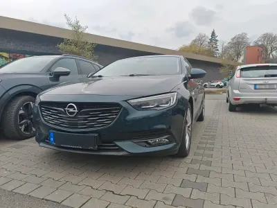 Gebraucht Opel Insignia 210 PS (154 kW) 2017 Grün Limousine