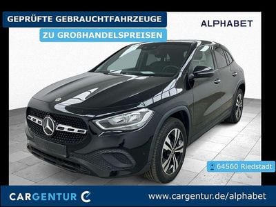 Mercedes GLA200