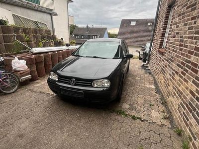VW Golf IV
