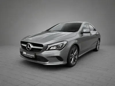 Gebraucht Mercedes CLA200 Shooting Brake 136 PS (100 kW) 2018 Grau Kombi