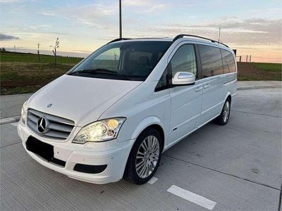 Weiß Gebraucht 2014 Mercedes Viano Edition Van / Kleinbus | 27.999 € (Etwas zu teuer)