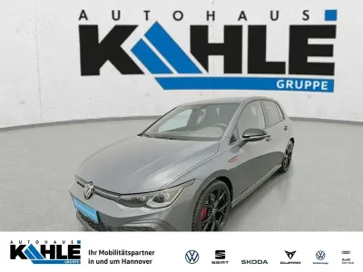 Gebraucht VW Golf VIII GTI 245 PS (180 kW) 2024 Grau Limousine