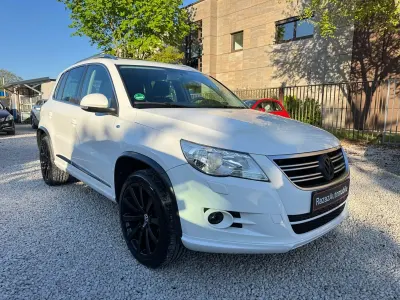 Gebraucht VW Tiguan Sport 140 PS (102 kW) 2010 Weiß SUV