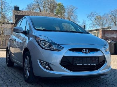 Usata Hyundai ix20 Trend 125 CV (91 kW) 2015 Argento Utilitaria