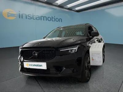 Gebraucht Volvo XC40 Plus 163 PS (119 kW) 2026 Schwarz SUV