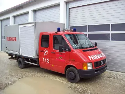 Brugt VW LT 131 HK (96 kW) 1999 Rød Pickup / Ladvogn