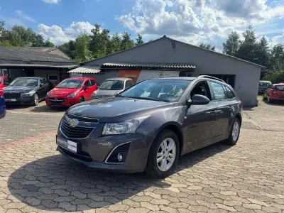 Gebraucht Chevrolet Cruze LT 131 PS (96 kW) 2013 Grau Kombi