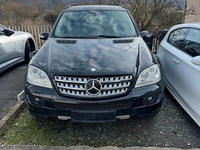 Gebraucht Mercedes ML280 190 PS (139 kW) 2006 Schwarz SUV