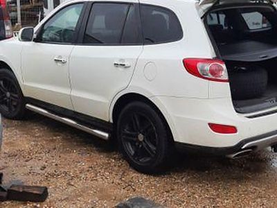 Gebraucht Hyundai Grand Santa Fe 189 PS (139 kW) 2012 Weiß SUV