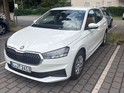 Gebraucht Skoda Fabia Active 65 PS (47 kW) 2023 Weiß Kleinwagen