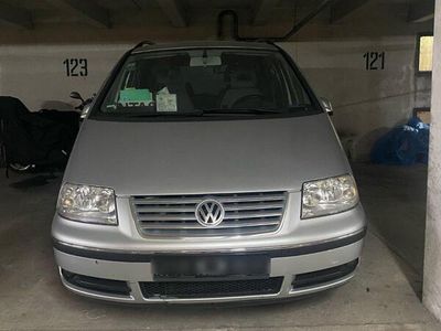VW Sharan