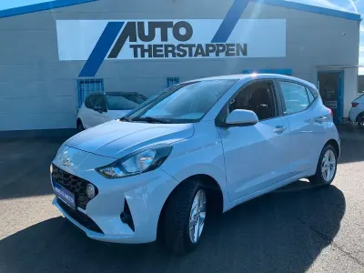 Gebraucht Hyundai i10 Trend 84 PS (61 kW) 2020 Grau Kleinwagen