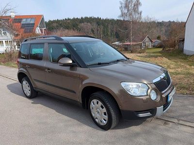 Gebraucht Skoda Yeti Plus Edition 105 PS (77 kW) 2012 Braun SUV