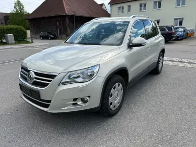 Gebraucht VW Tiguan Team 150 PS (110 kW) 2010 Silber SUV