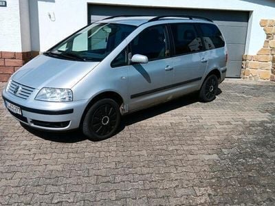 VW Sharan