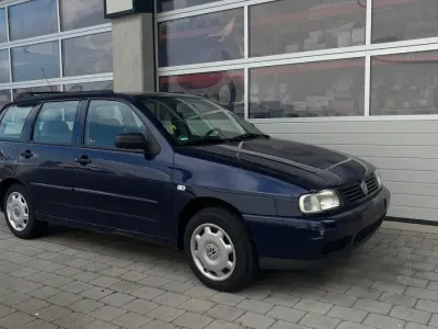 Gebraucht VW Polo 60 PS (44 kW) 2001 Blau Kombi