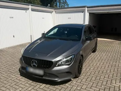 Gebraucht Mercedes CLA220 Shooting Brake Night 177 PS (130 kW) 2018 Grau Kombi