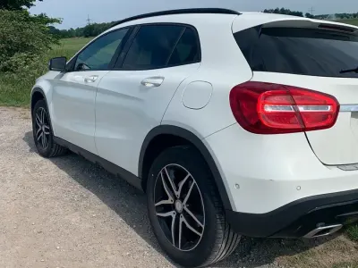 Gebraucht Mercedes GLA180 2016 Weiß SUV