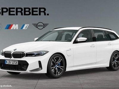 BMW 330e