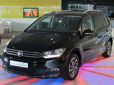 Gebraucht VW Touran Comfortline 150 PS (110 kW) 2017 Schwarz Van / Kleinbus