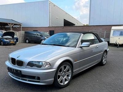 Gebraucht BMW 330 Cabriolet Basis 231 PS (169 kW) 2000 Silber Cabrio