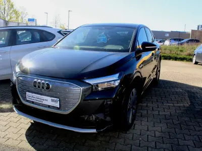 Usata Audi e-tron 219 kW (299 CV) 2022 Nero SUV