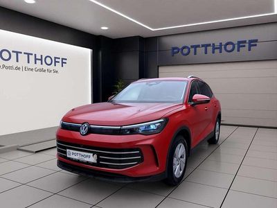 Nuova VW Tiguan Elegance 150 CV (110 kW) 2026 Verde SUV