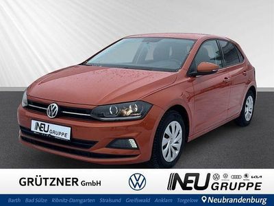 Gebraucht VW Polo Comfortline 65 PS (47 kW) 2017 Orange Kleinwagen