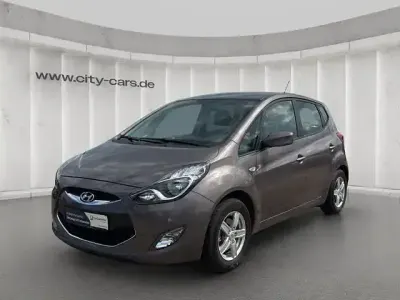 Gebraucht Hyundai ix20 Edition 125 PS (91 kW) 2014 Cashmere brown Kleinwagen