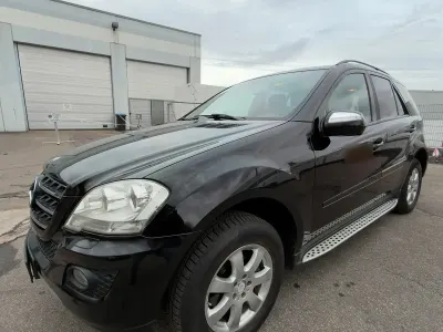 Brugt Mercedes ML350 225 HK (165 kW) 2009 Sort SUV