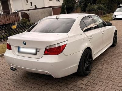 Weiß Gebraucht 2008 BMW 530 M Sport Limousine | 8.999 €