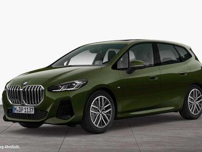 Gebraucht BMW 223 Active Tourer M Sport 204 PS (150 kW) 2025 Sanremo green metallic Van / Kleinbus