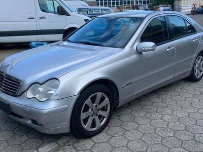 Mercedes C200