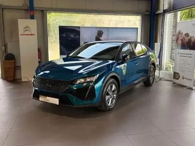 Gebraucht Peugeot 408 131 PS (96 kW) 2024 Blau SUV